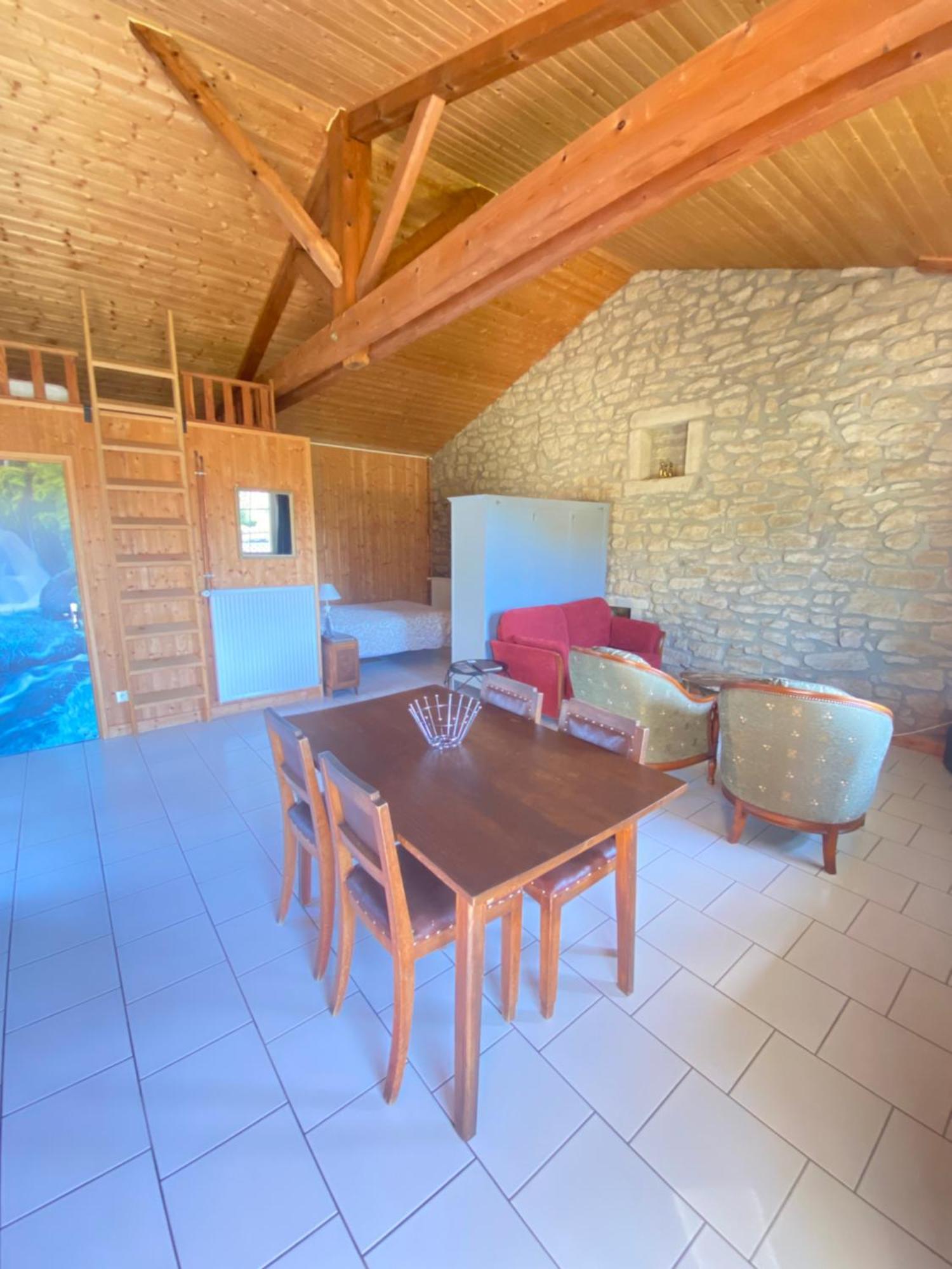 Gite Les Sablieres Saint-Lattier Exterior foto